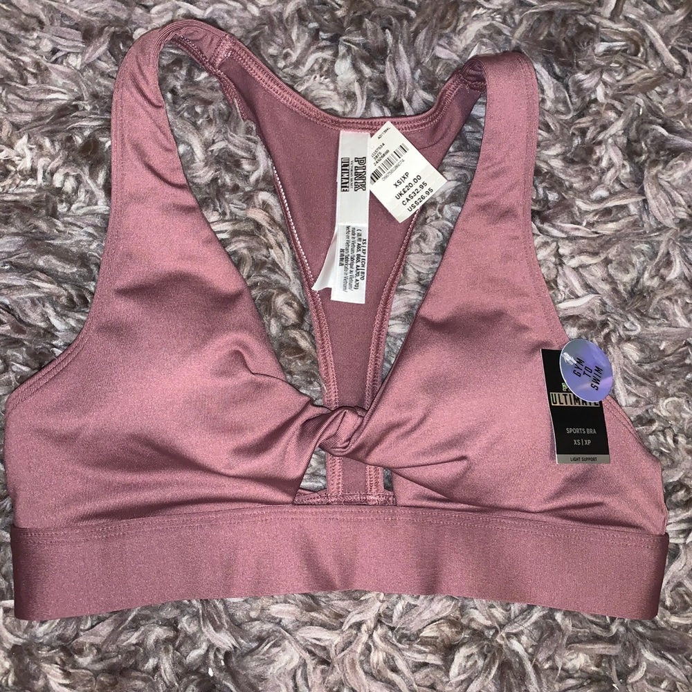 Women’s sports bra